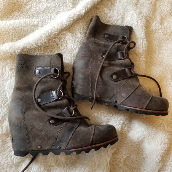 Sorel Joan of Arctic lace up wedge ankle boots - Picture 4 of 8
